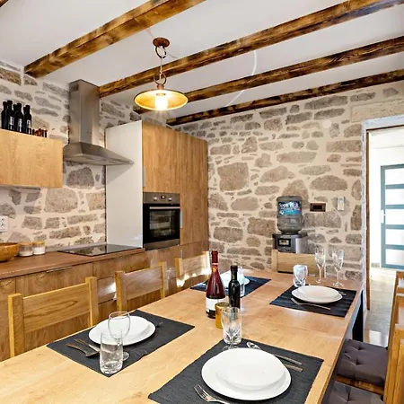 度假居 Cozy In With Kitchen