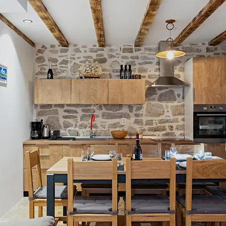 Cozy In With Kitchen 펜션 *