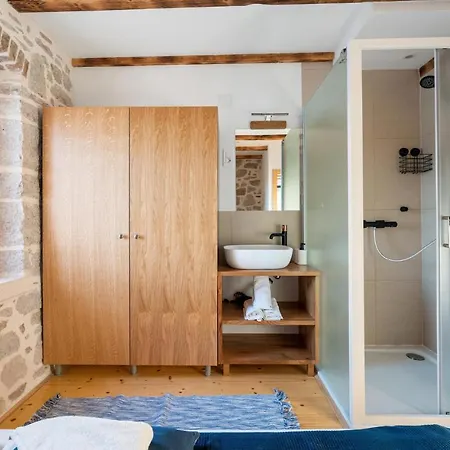 Cozy In With Kitchen Holiday home Kaprije