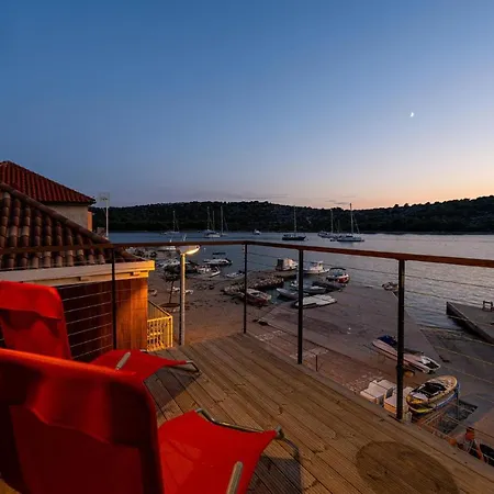 Cozy In With Kitchen Kaprije