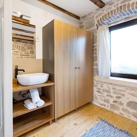 Cozy In With Kitchen Kaprije