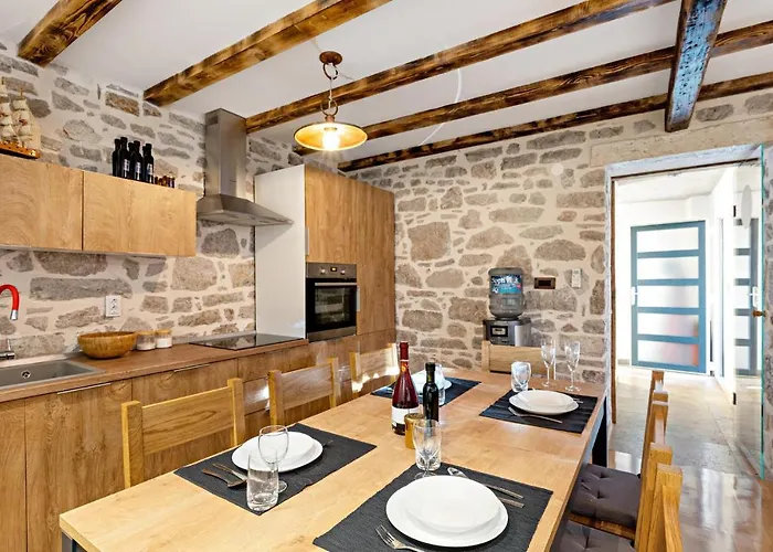 Vakantiehuis Cozy In With Kitchen
