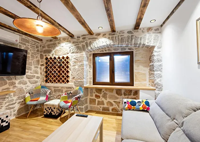 Vakantiehuis Cozy In With Kitchen Kaprije