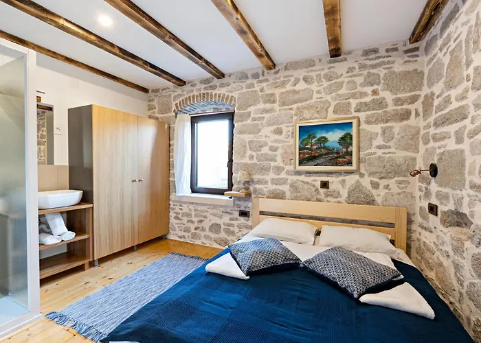 Vakantiehuis Cozy In With Kitchen Kaprije